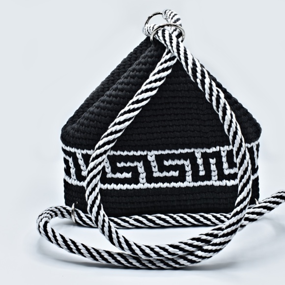 💕 Handmade Backpack with Greek Key Design - Picture 6 of 6